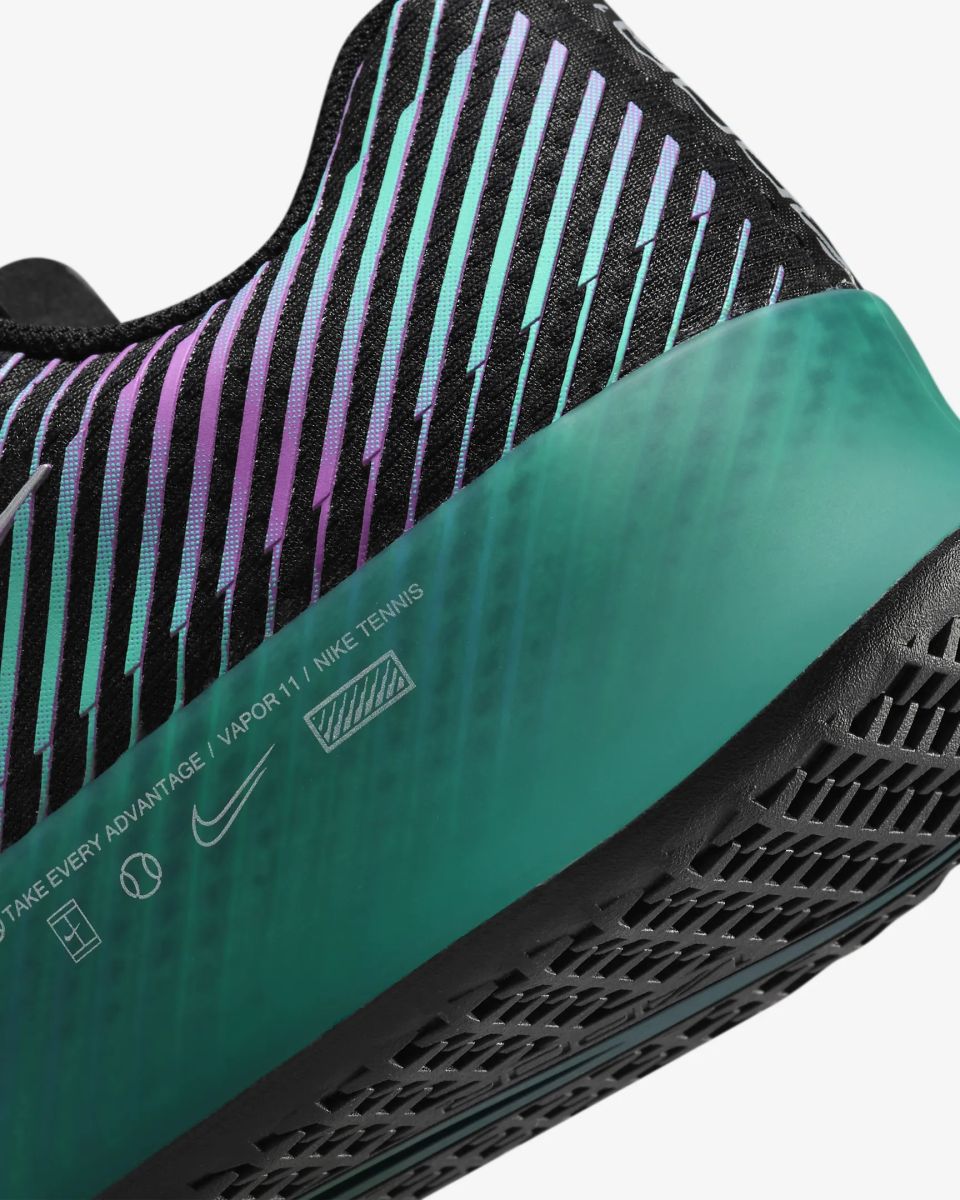 Giày Tennis Nike Vapor 11 Premium FD6693-001