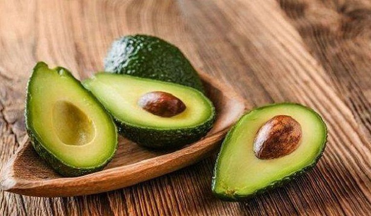 Quả bơ có chứa rất nhiều các thành phần dinh dưỡng tốt cho tim mạch