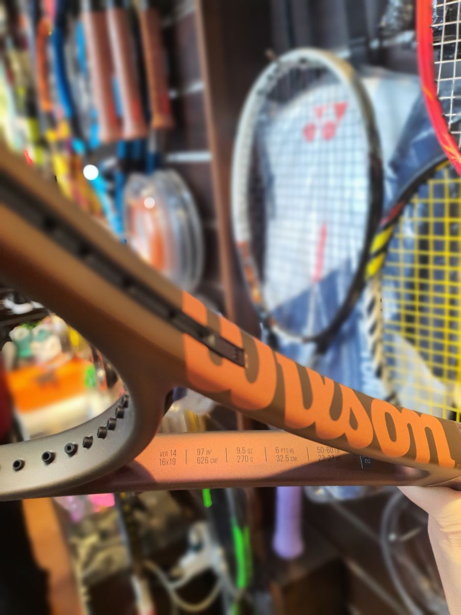 Đánh giá chi tiết vợt Tennis Wilson Pro Staff Team V14  