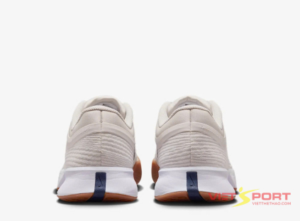 Giày Tennis Pickleball Nike Vapor Pro 3 FZ2161-100 màu trắng phối xanh navy, thiết kế lưới thoáng khí, đệm Zoom Air, đế cao su XDR bám sân – phù hợp sân cứng.